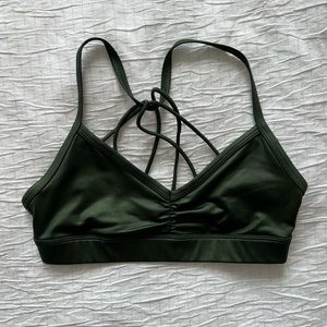Alo yoga sports bra
